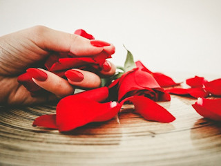Trendy w manicure na jesień i zimę