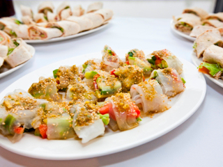 Spring rolls z chrupiącymi warzywami
